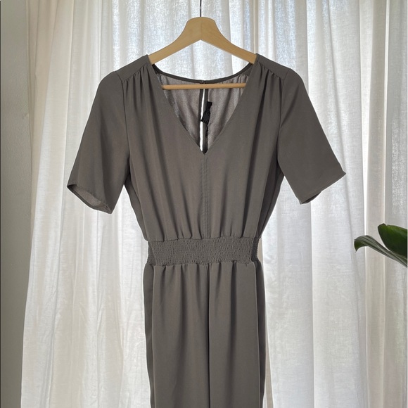 Gorgeous Silvery-Grey Romper - Picture 2 of 6